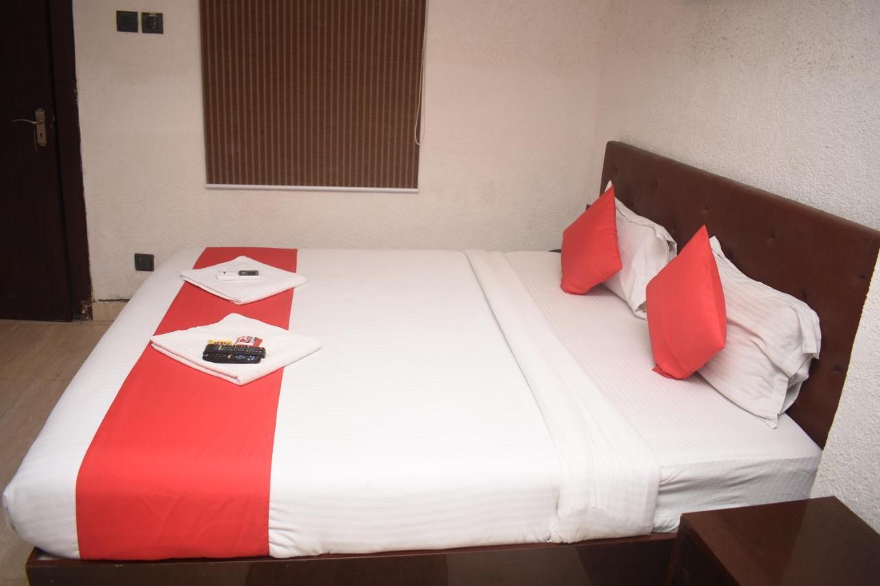 Hotel Jaypee Inn Hāora Esterno foto
